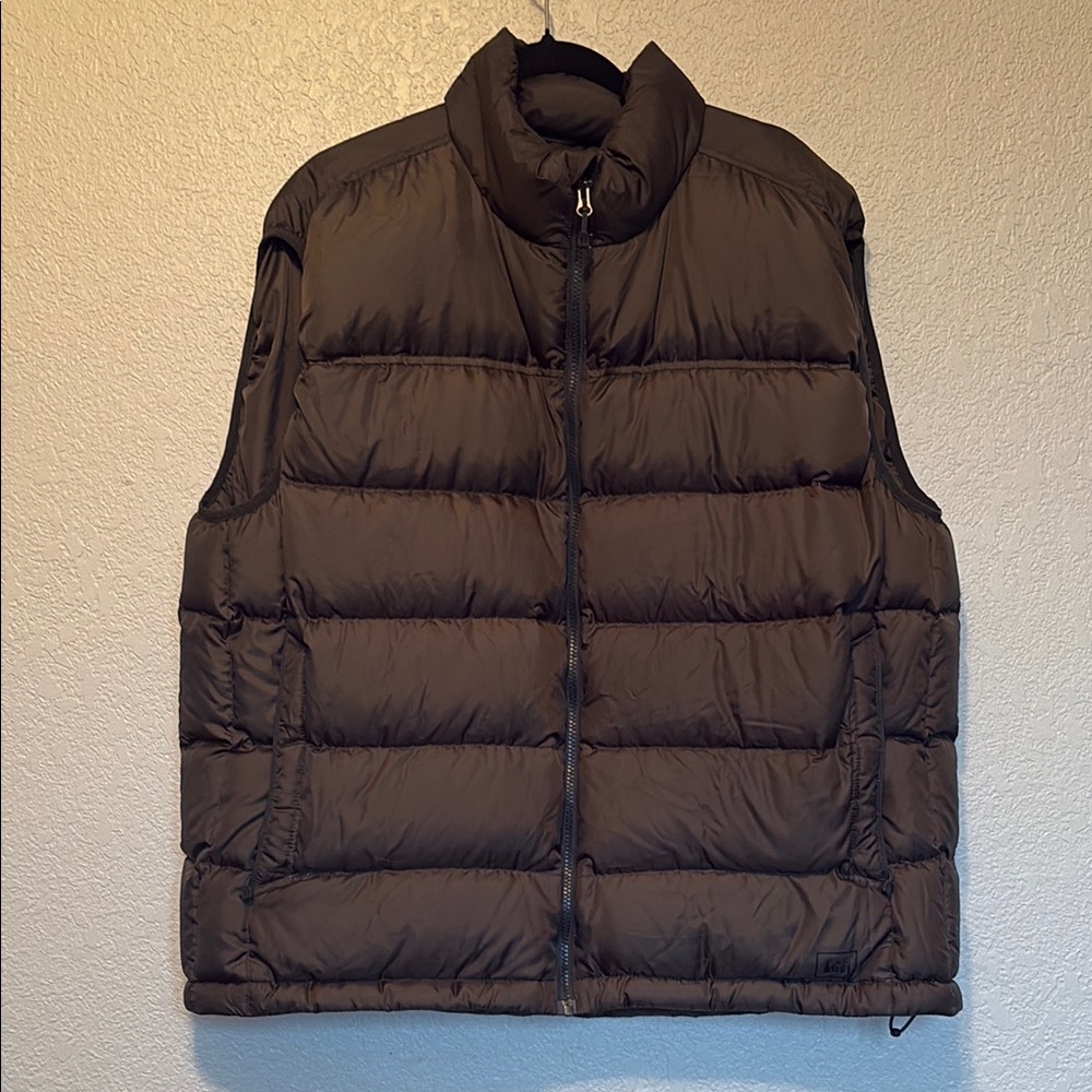 REI Men’s Gray 80% Goose Down Puffer Vest (XXL)
